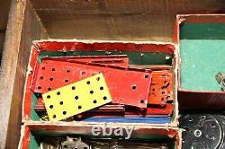 Old 1920's A. C. Gilbert Erector Set in Wood Box withlots of parts See Photos