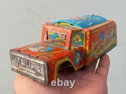 Old Vintage Rare Red Fire Engine Wind-up Truk Litho Print Toy Vehicle