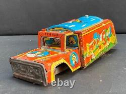 Old Vintage Rare Red Fire Engine Wind-up Truk Litho Print Toy Vehicle