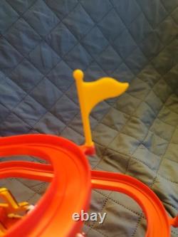 Playful Circus Seals Vintage 1983 Dah Yang Toys Works! Complete With Flags