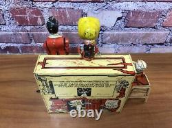 RARE 1920's ANTIQUE UNIQUE ART LIL ABNER BAND WIND-UP TIN LITHO ANIMATED VTG TOY