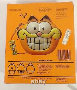 RARE HTF 1978 GARFIELD AM RADIO in Box Vintage