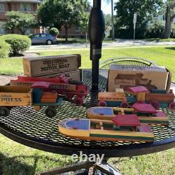 RARE LOT (5) 1940s UNIVERSAL Toy& Novelty Co. Chicago Wooden Toys See Photos