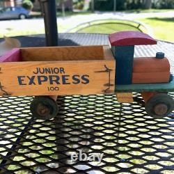 RARE LOT (5) 1940s UNIVERSAL Toy& Novelty Co. Chicago Wooden Toys See Photos