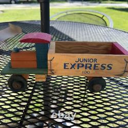 RARE LOT (5) 1940s UNIVERSAL Toy& Novelty Co. Chicago Wooden Toys See Photos