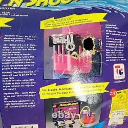 RARE Vintage Shout'N' Shoot ICap Toys 1993 Super Soaker Water Gun. 183