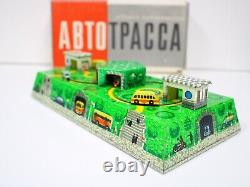 RUSSIAN U. S. S. R. CCCP VINTAGE TIN TOY BUS STATION WIND-UP 1950's