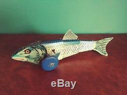 Rare 1936 Marx Toys USA Tin Wind-up Mechanical Catfish Poor Fish