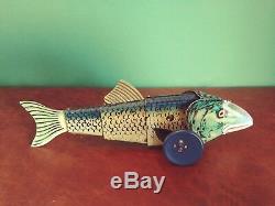 Rare 1936 Marx Toys USA Tin Wind-up Mechanical Catfish Poor Fish