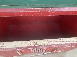 Rare American Crayon Co Educational Playthings Farm Wood Barn & 11 Animals c1920