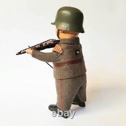 Rare Pre-WWII 1934 Schuco Violinist Soldier Dancing Figure Wind-Up Toy Tanzfigur