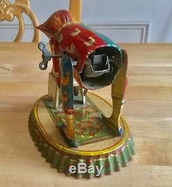 Rare Vintage 1904 Fischer Heinrich Gewichteber Tin Wind-up Strongman Clown