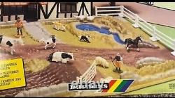 Rare Vintage Britains Farmhouse Farmyard 4712 Boxed Playset Farm Animals