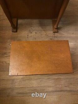 Rare Vintage Child's Schoenhut 25 Key Piano With Original Stool