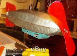 Rare Vintage MarX Wind Up Zeppelin, Blimp, Motor Works, 11 inches