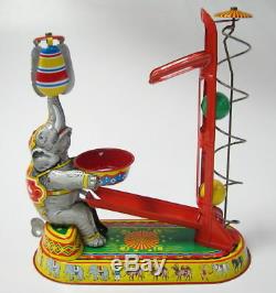 Rare Vtg Circus Elephant German Wind Up Lift Balls Tin Jw Toy Germany Us Zone