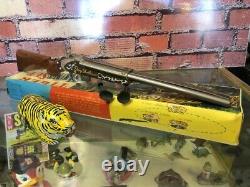 Rare Vtg Wind-up Tin Litho Tiger Hunt Set Frankonia Japan Dbl Barrel Dart Gun