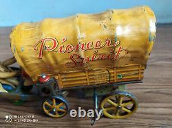 Rare vintage wind-up Horse cart tin toy of 50's made in Japan. (Working order)