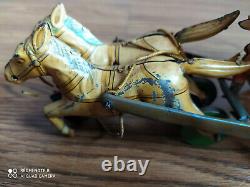 Rare vintage wind-up Horse cart tin toy of 50's made in Japan. (Working order)