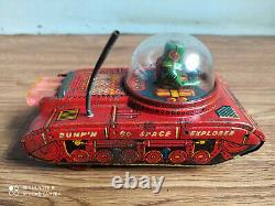 Rare vintage wind-up Space explorer tin toy of 60's (Working order)