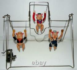 SCARCE NEAR MINTDISNEY1930's HAND-PAINTEDCELLLULOID 3 LITTLE PIGS ON TRAPEZE