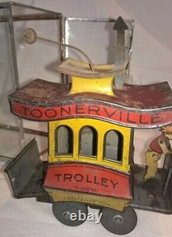 TOONERVILLE TROLLEY working tin toy WITH GLASS CASE 1922 Fontaine Fox
