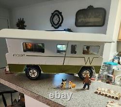 Tonka 1970's Press Steal Winnebago With Figures With Original Clothing & 2 Dogs