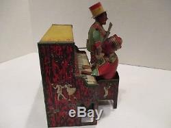 VINTAGE FERDINAND STRAUSS 1921 HAM AND SAM With Remnants of Box WINDUP TIN TOY