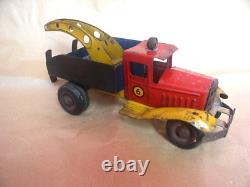 VINTAGE HELP ASSISTANCE TOY tin truck decade of the 40