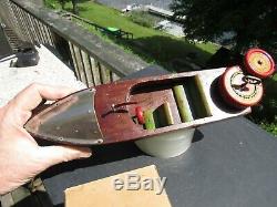 VINTAGE ORIGINAL 1930's LINDSTROM WOOD WINDUP OUTBOARD BOAT & MOTOR & BOX EXC