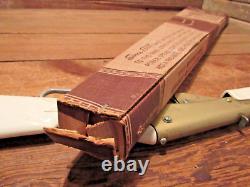 VINTAGE RARE 40-50's DAISY WESTERN CARBINE RIFLE TOY PARTS