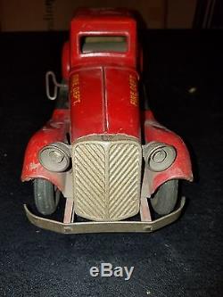 Vintage 1930's Marx Siren Fire Chief 1st Batt FD Wind up Car