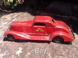 Vintage 1930s MARX Siren Fire Chief Wind-up Car Pressed Steel Toy