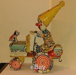 Vintage 1932 Tin Litho Wind Up Unique Art Artie The Clown In His Crazy Car Toy