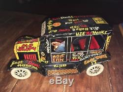 Vintage 1940's Marx tin litho Wind up Old Jalopy Working Toy NICE CONDITION