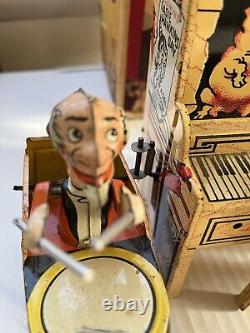 Vintage 1945 Lil Abner and his Dogpatch Band Tin Litho Piano Windup Toy Pioneer