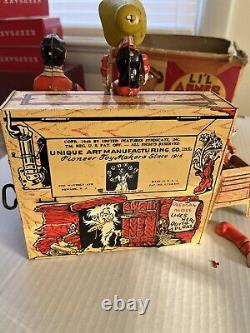 Vintage 1945 Lil Abner and his Dogpatch Band Tin Litho Piano Windup Toy Pioneer