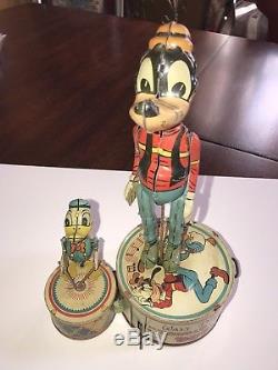 Vintage 1946 Marx Walt Disney's'Donald Duck Duet', Tin Wind Up Toy, Works