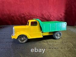 Vintage 1950's Tootsietoy Road Construction Assortment Set