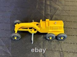 Vintage 1950's Tootsietoy Road Construction Assortment Set