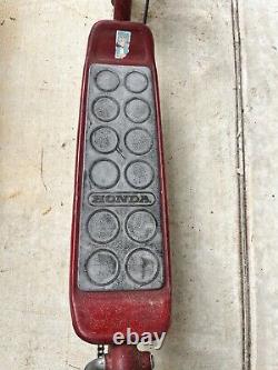 Vintage 1970 Honda Kick and Go 2 Red & White Scooter Complete in Good condition