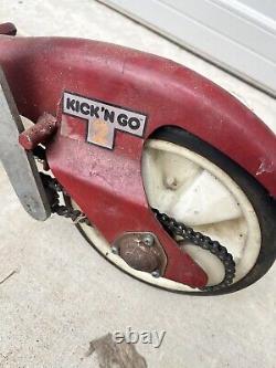 Vintage 1970 Honda Kick and Go 2 Red & White Scooter Complete in Good condition