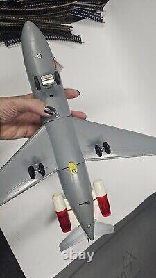 Vintage 1970's TN BATTERY OPERATED PLANE DOUGLAS DC-9 TWA Works But Finicky