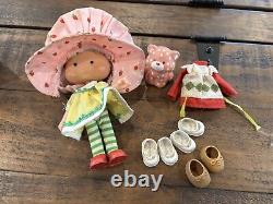 Vintage 1980s Toy Lot Including Brittany Chipette