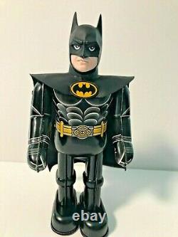 Vintage 1989 Billiken Batman Tin Wind Up Robot (Japan)