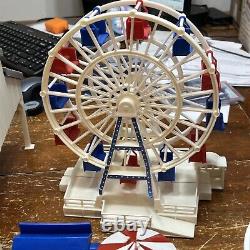 Vintage 1996 ERTL Farm Country County Fair Playset Carousel Nearly Complete