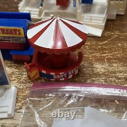 Vintage 1996 ERTL Farm Country County Fair Playset Carousel Nearly Complete