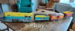 Vintage'40s Hafner/Wyandotte Windup Tin Litho Locomotive + 3 Railcars, Classic