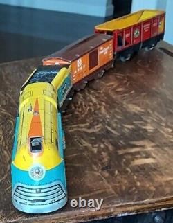 Vintage'40s Hafner/Wyandotte Windup Tin Litho Locomotive + 3 Railcars, Classic