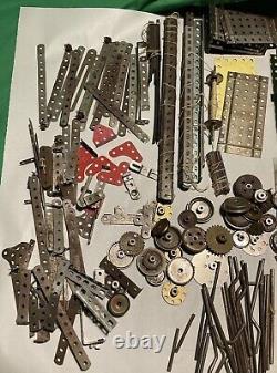 Vintage/ Antique The A. C. Gilbert Company Erector Set #M4406. Untested